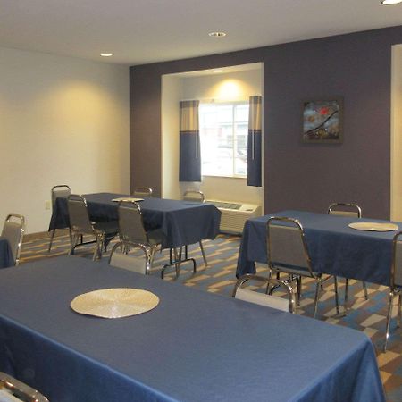 Quality Inn & Suites Caldwell I-77 Exteriér fotografie