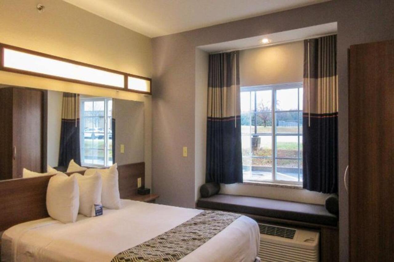 Quality Inn & Suites Caldwell I-77 Exteriér fotografie